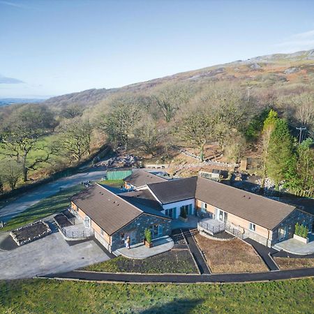 Suite 9 - Sleeping Giant Hotel - Pen Y Cae Inn Brecon Eksteriør bilde