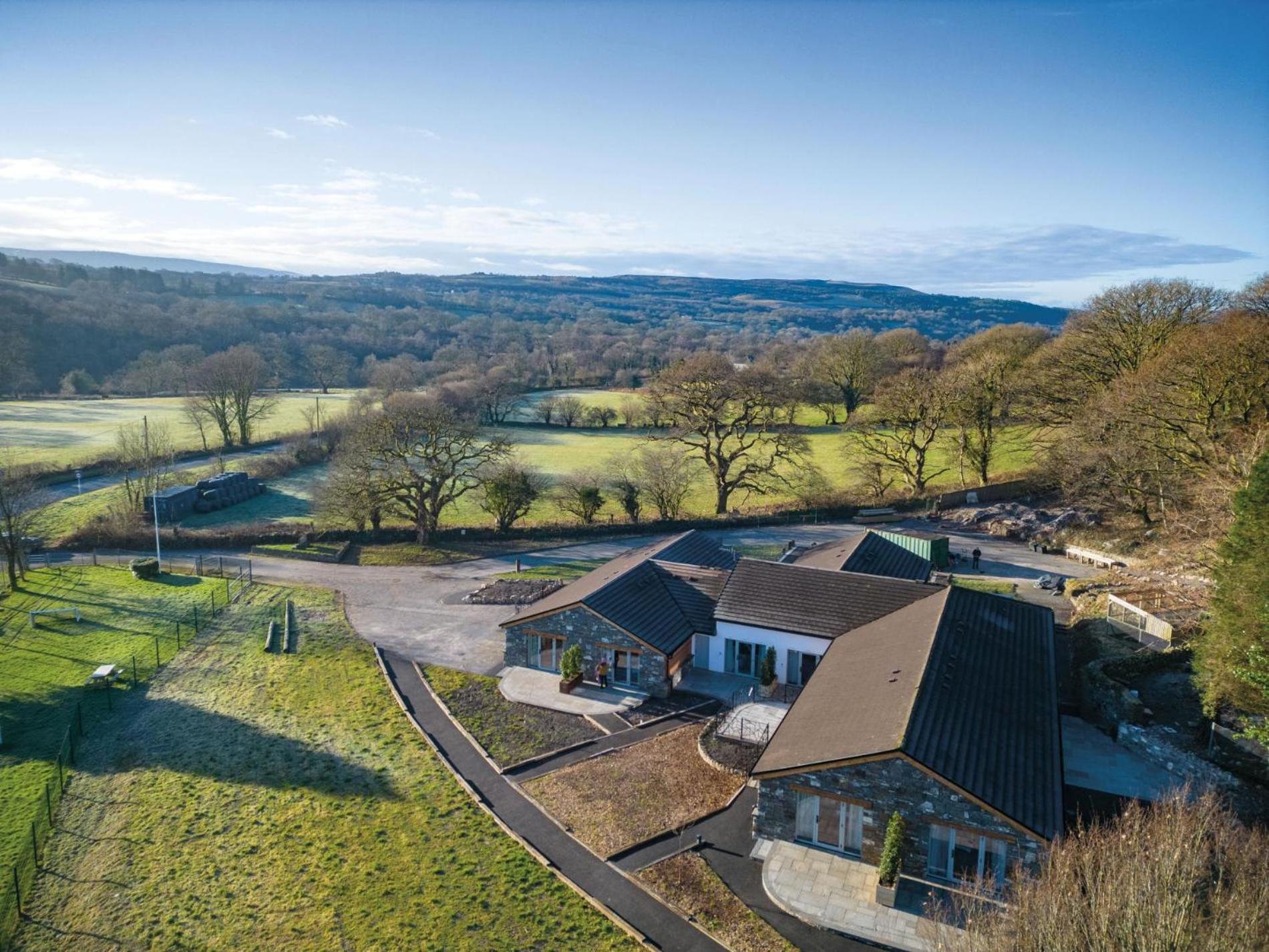 Suite 9 - Sleeping Giant Hotel - Pen Y Cae Inn Brecon Eksteriør bilde