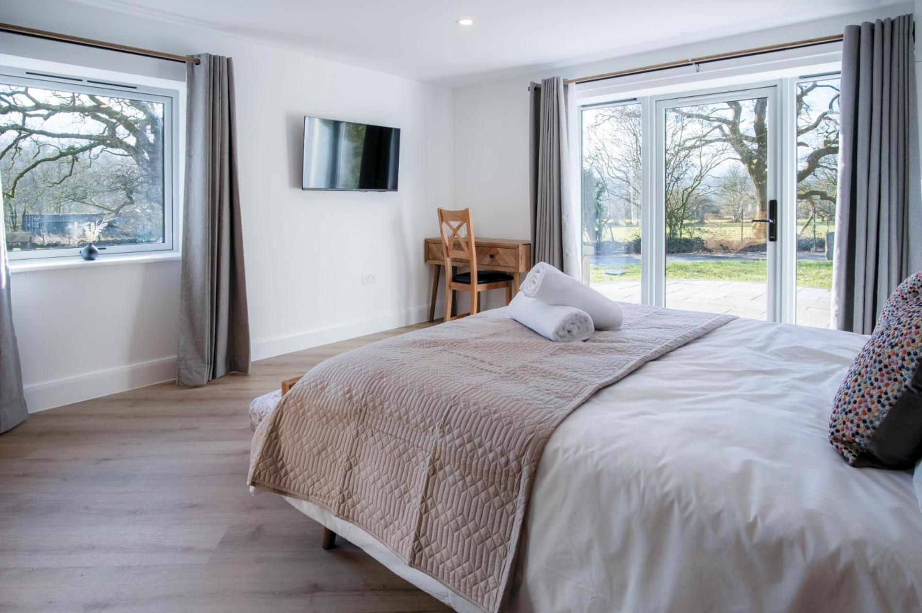 Suite 9 - Sleeping Giant Hotel - Pen Y Cae Inn Brecon Eksteriør bilde